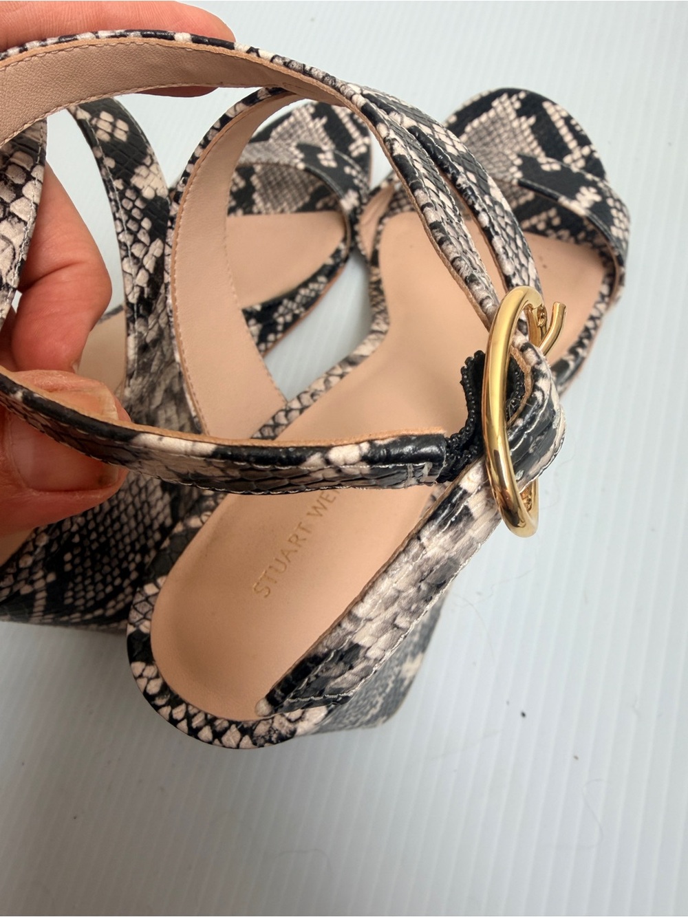 STUART WEITZMAN Snake Ankle Strap Wedge 10 - Picture 6 of 9
